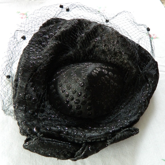 Vintage Lot 10 Hats Fascinator Veil Fur Rockabilly - Picture 4 of 8